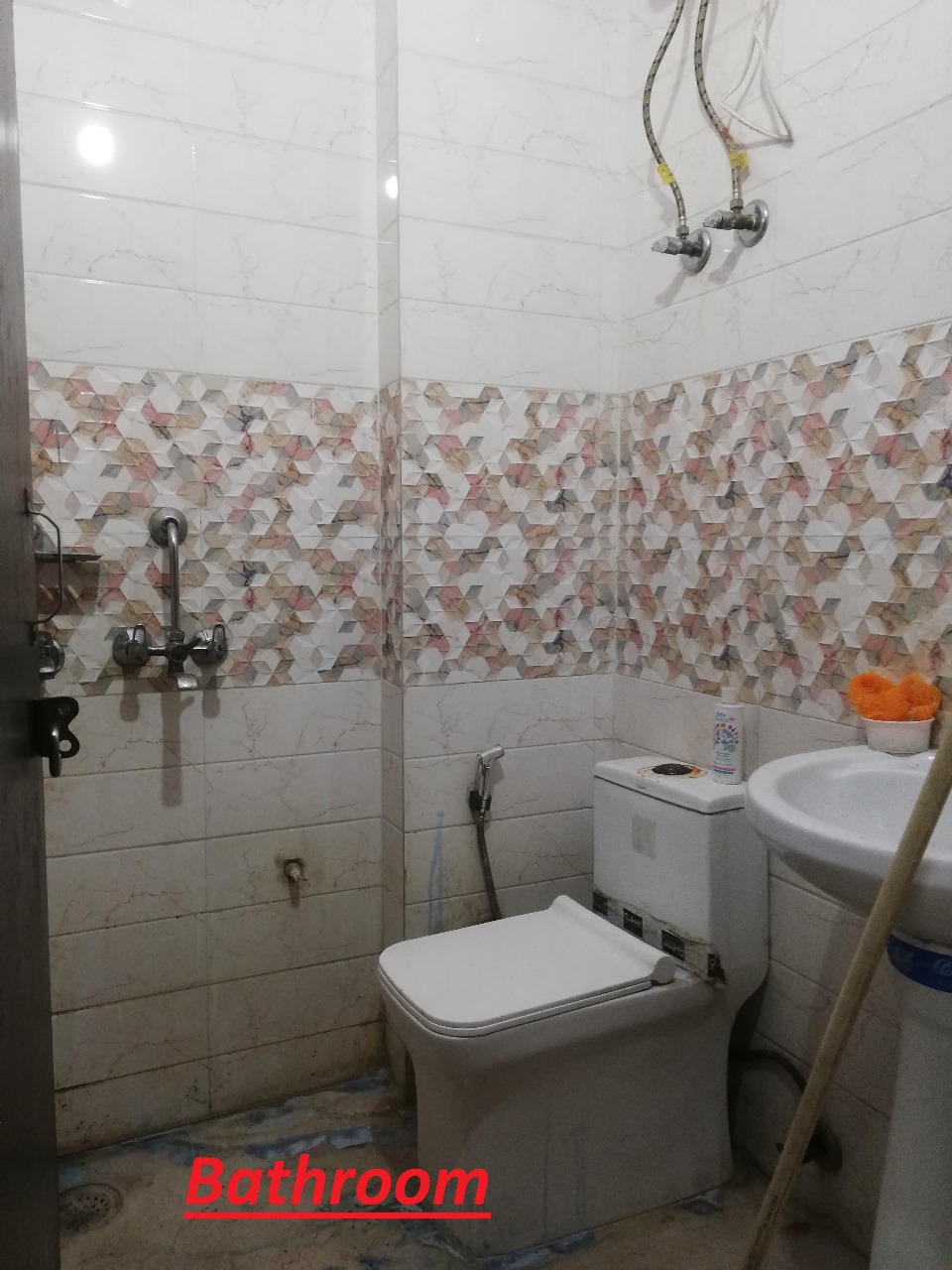 Krishna Vatika : 2BHK Semi Furnished Flat For Rent in Crossings Republic
