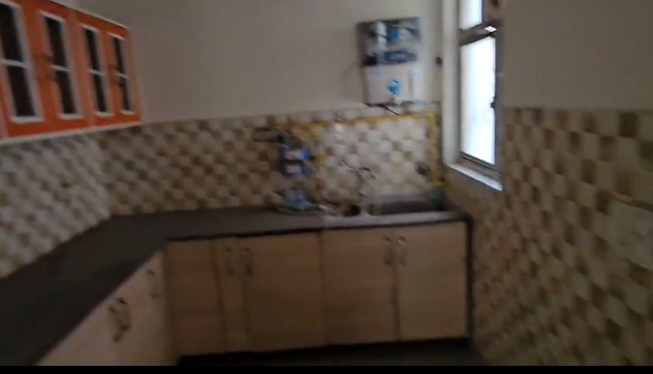 1st Avenue : 2BHK Semi Furnished Flat For Rent in Gaur City  1, Noida Extension