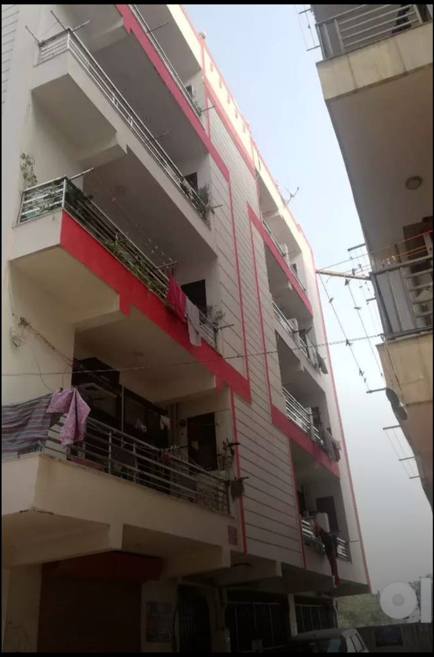 Krishna Vatika : 2BHK Semi Furnished Flat For Rent in Crossings Republic
