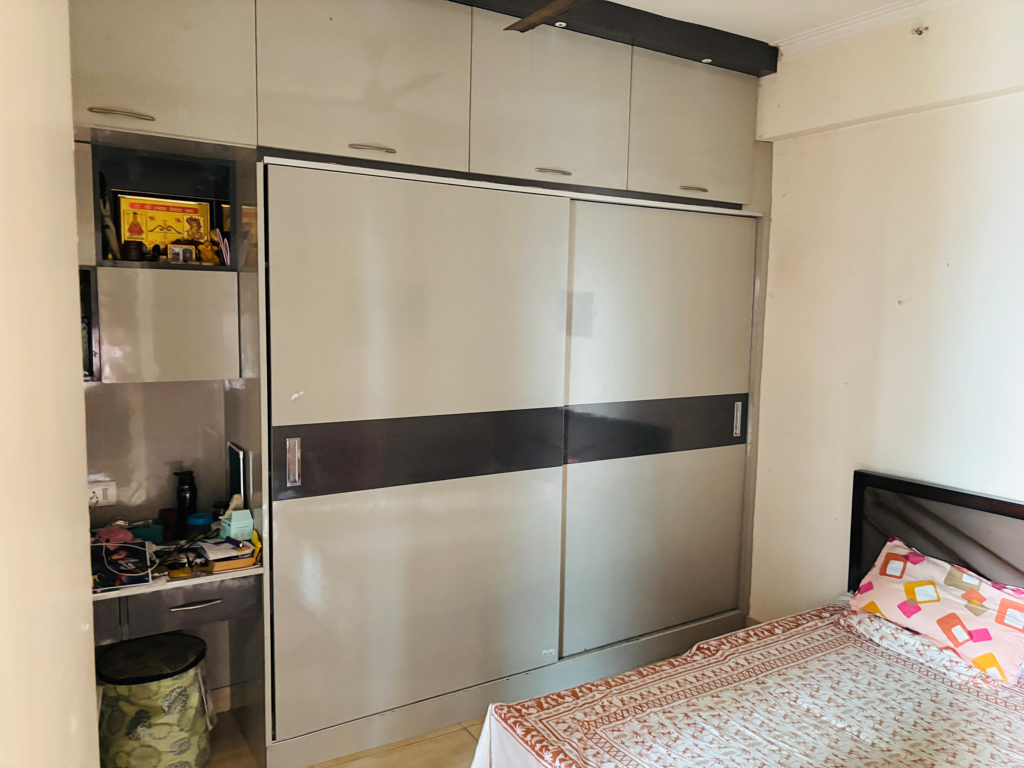14th Avenue : 1BHK Fully Furnished Flat For Rent in Gaur City 2, Noida Extension