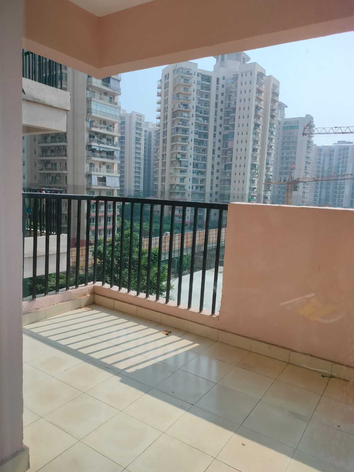 14th Avenue : 2 BHK Flat for sale in Gaur City 2 Noida Extension