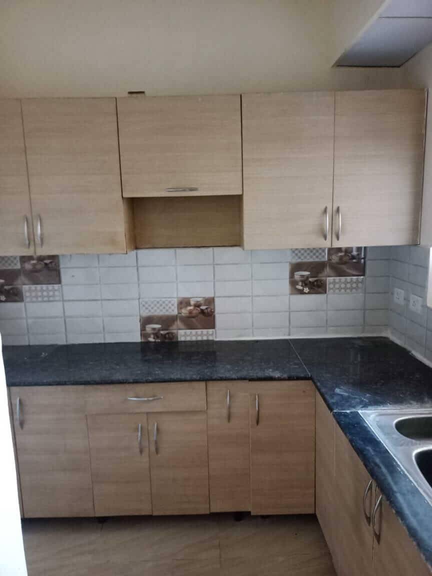 14th Avenue : 2 BHK Flat for sale in Gaur City 2 Noida Extension