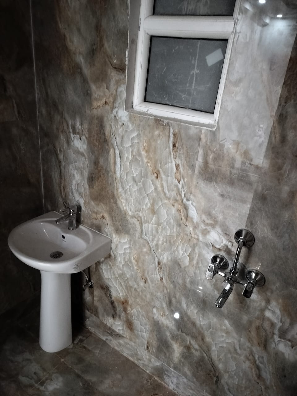 Twin chalet : 2BHK Semi Furnished Flat For Rent in Sector 1, Noida Extension, Bisrakh Jalalpur