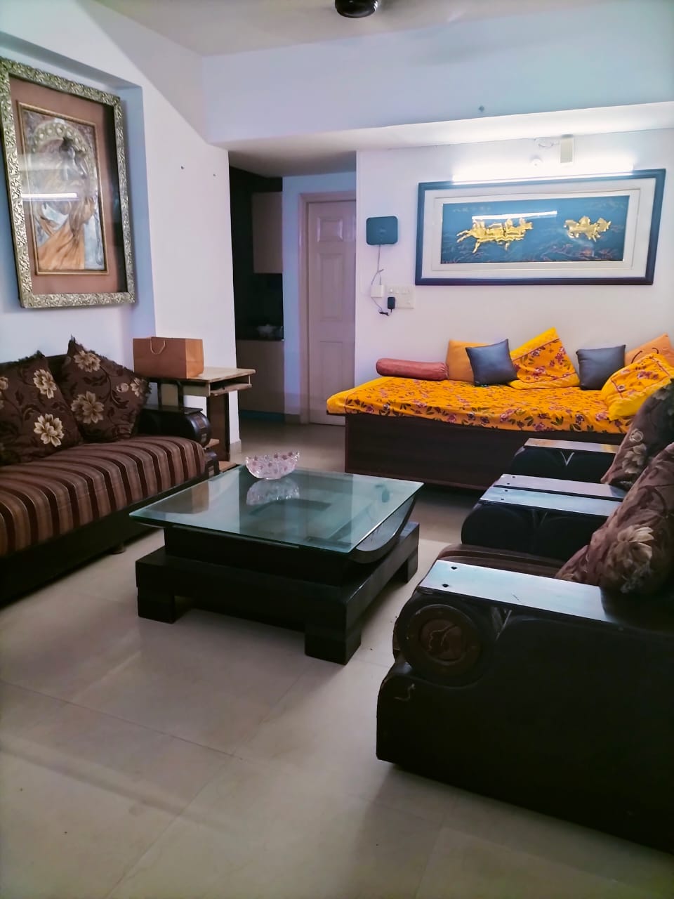 Supertech CapeTown : 1 Room in Preoccupied 3BHK Fully Furnished Flat For Rent in Sector 74, Noida