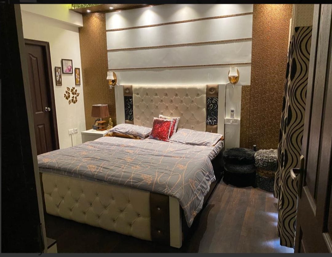 1st Avenue : 3 BHK Fully Furnished Flat For Rent in Gaur City  1, Noida Extension