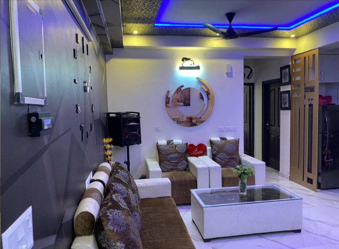 1st Avenue : 3 BHK Fully Furnished Flat For Rent in Gaur City  1, Noida Extension