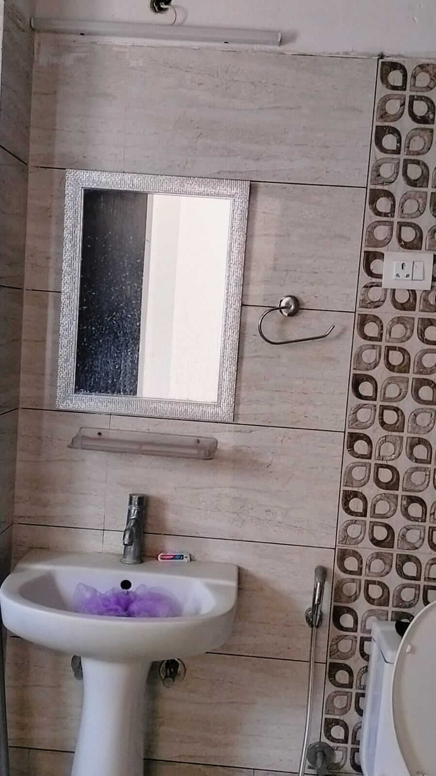 White Orchid : 2 BHK Flat for sale in Gaur City 2, Noida Extension