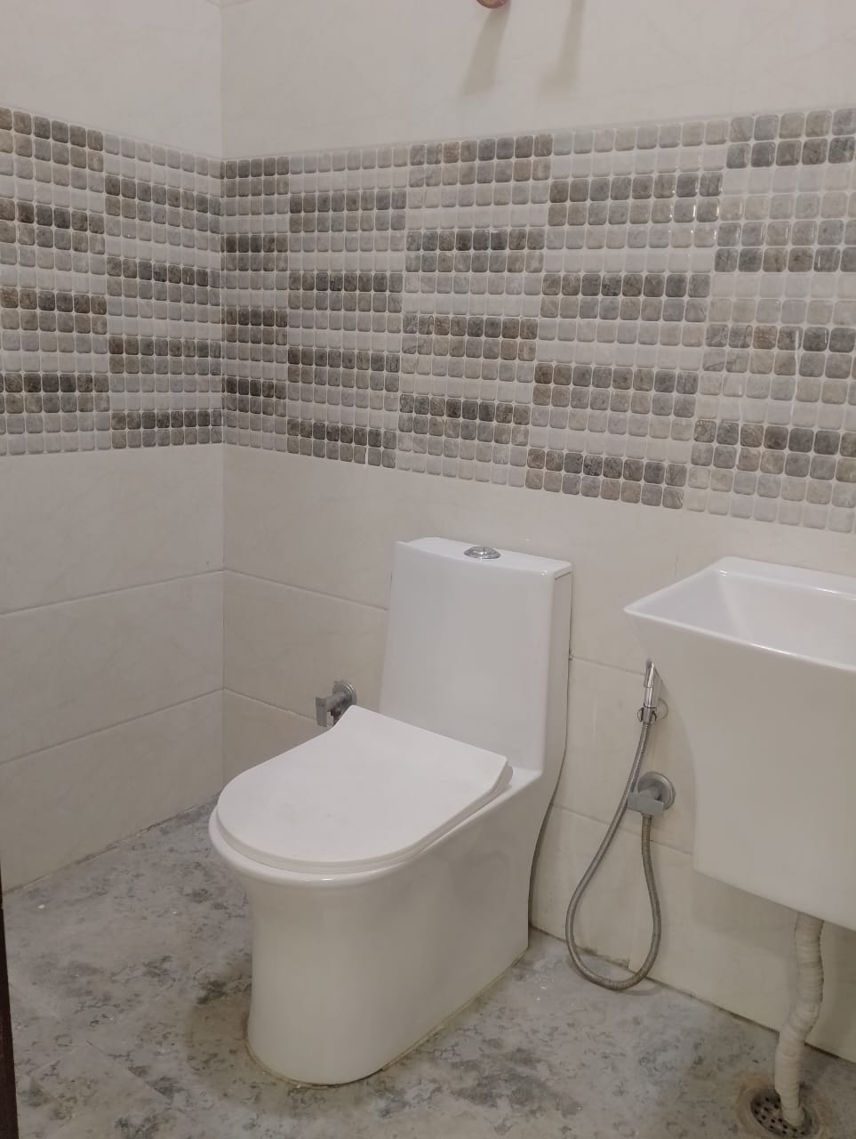 2 BHK Semi Furnished Builder Floor for rent in Sector 11, Vasundhara, Ghaziabad