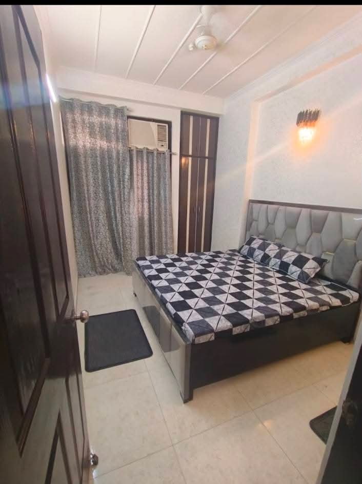 2 BHK Semi Furnished Flat for sale in Sector 3, Vasundhara, Ghaziabad