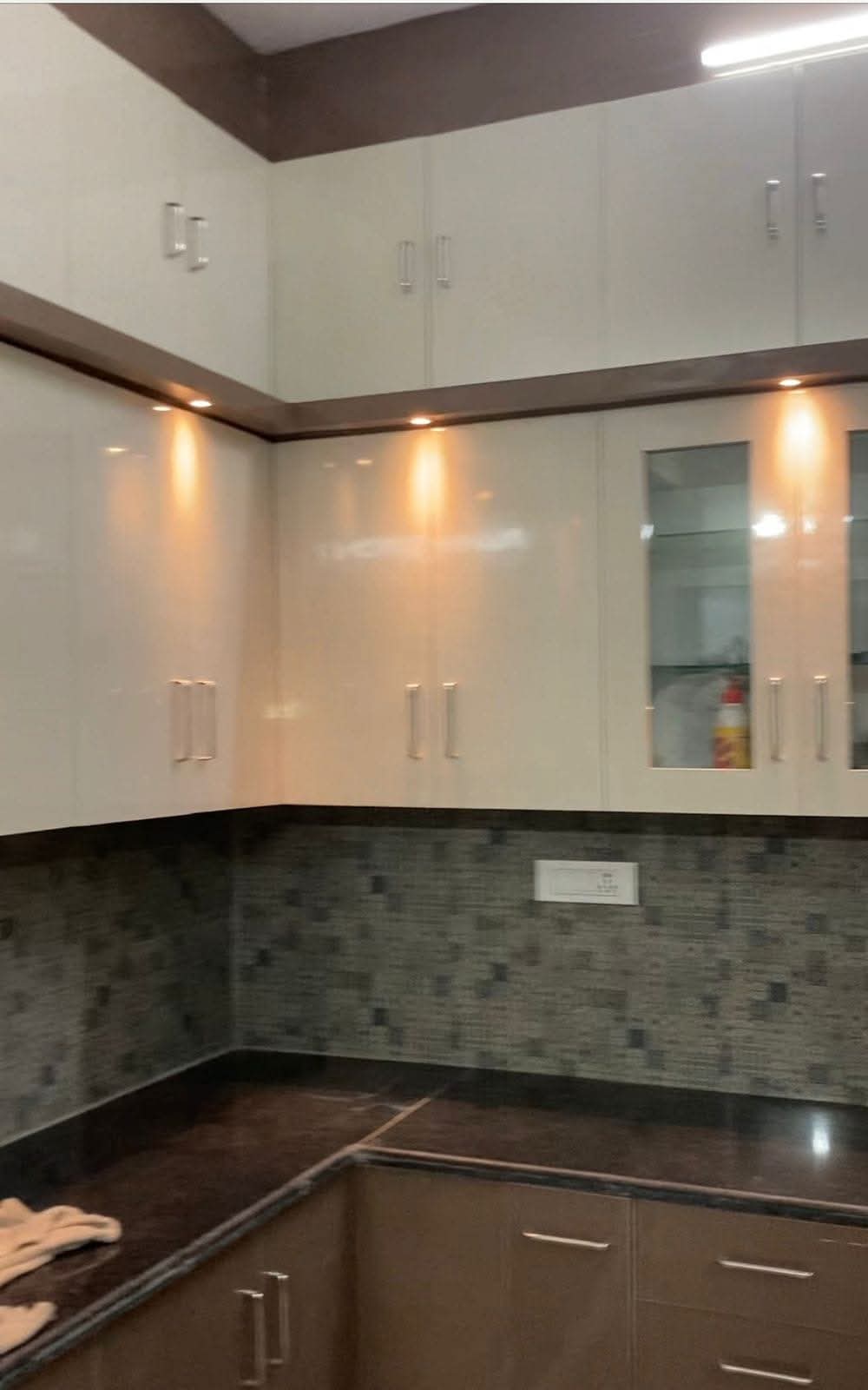 3 BHK Semi Furnished Flat for rent in Sector 5, Vasundhara, Ghaziabad