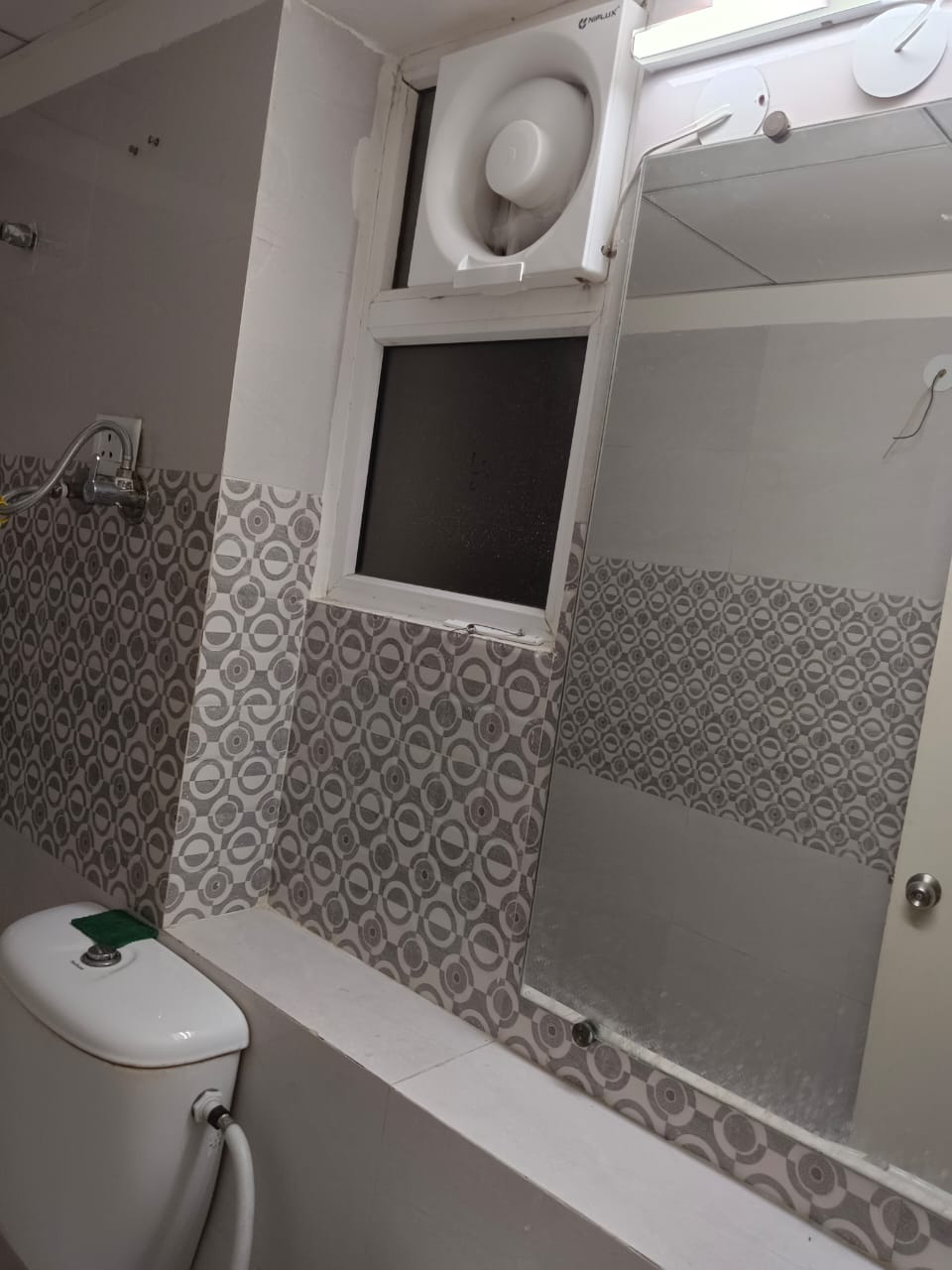 7th Avenue : 2 BHK flats for sale in Gaur City Noida Extension