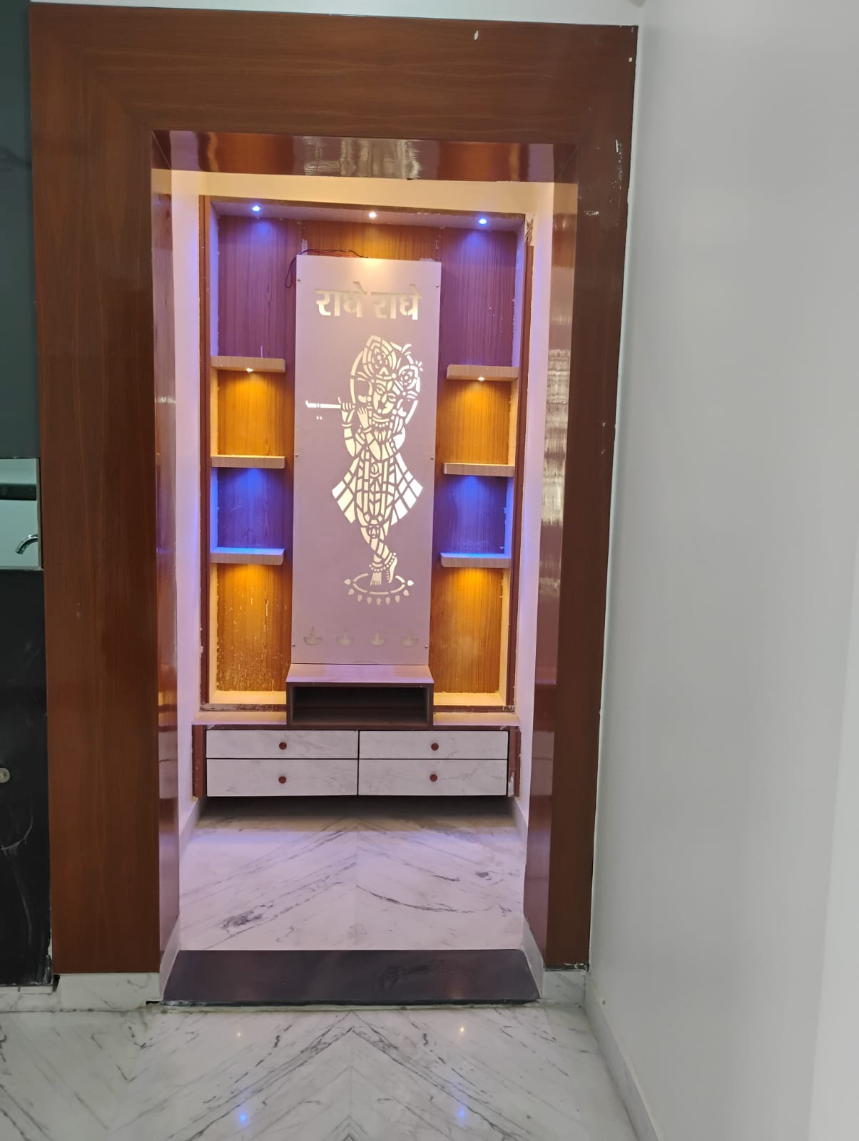 Patwari Village : 2 BHK Semi Furnished Builder Floor For Rent in Patwari