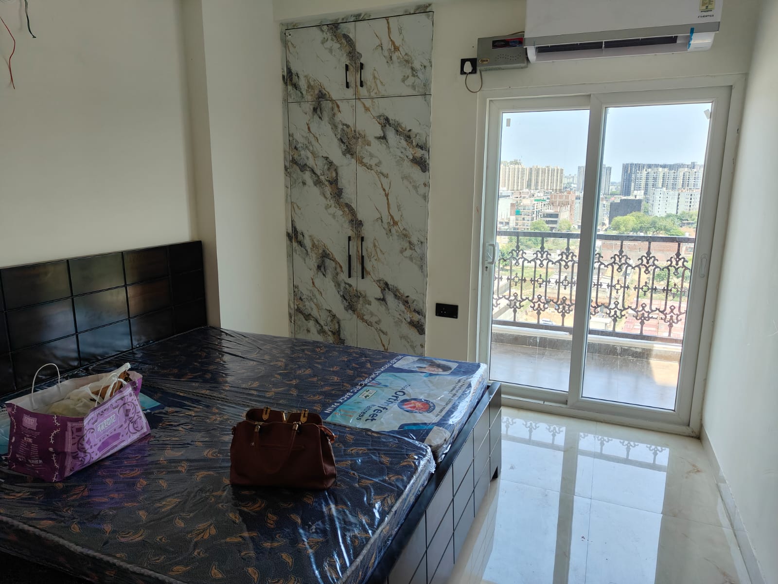 Ace Divino : 2 BHK Fully Furnished Flat For Rent in Sector 1, Noida Extension, Bisrakh Jalalpur