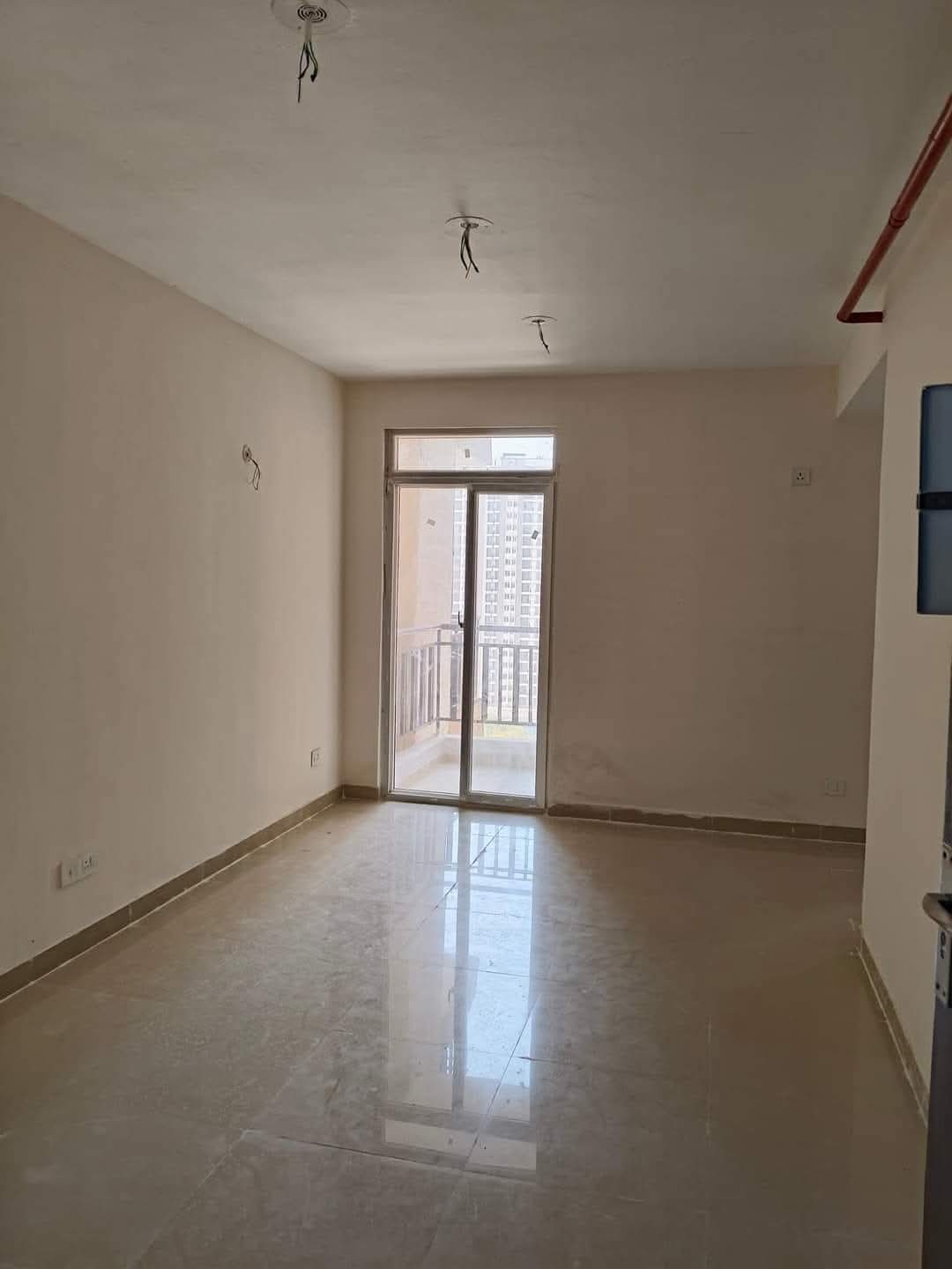 Aims Green Avenue : 2 BHK Semi Furnished Flat for sale in Sector 4, Noida Extension 