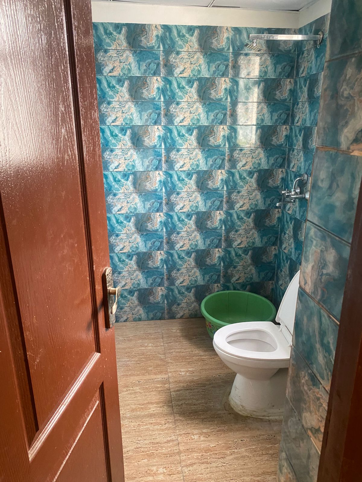 Aims Green Avenue : 3BHK Semi Furnished Flat For Rent in Sector 4, Noida Extension