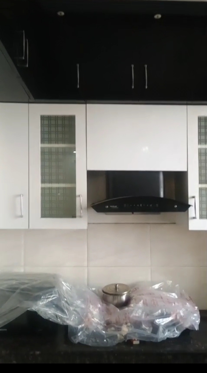 Ajnara Le Garden : 2BHK + Study Fully Furnished Flat For Rent in Sector 16B, Noida Extension