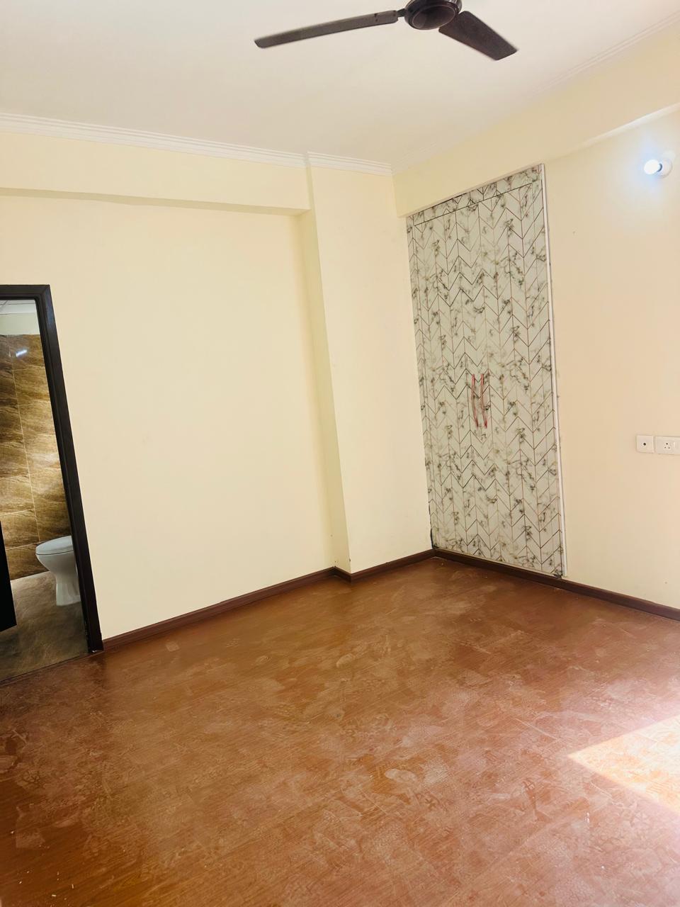 Amrapali Centurian Park : 3 BHK Semi Furnished Flat For Rent in TechZone 4, Noida Extension