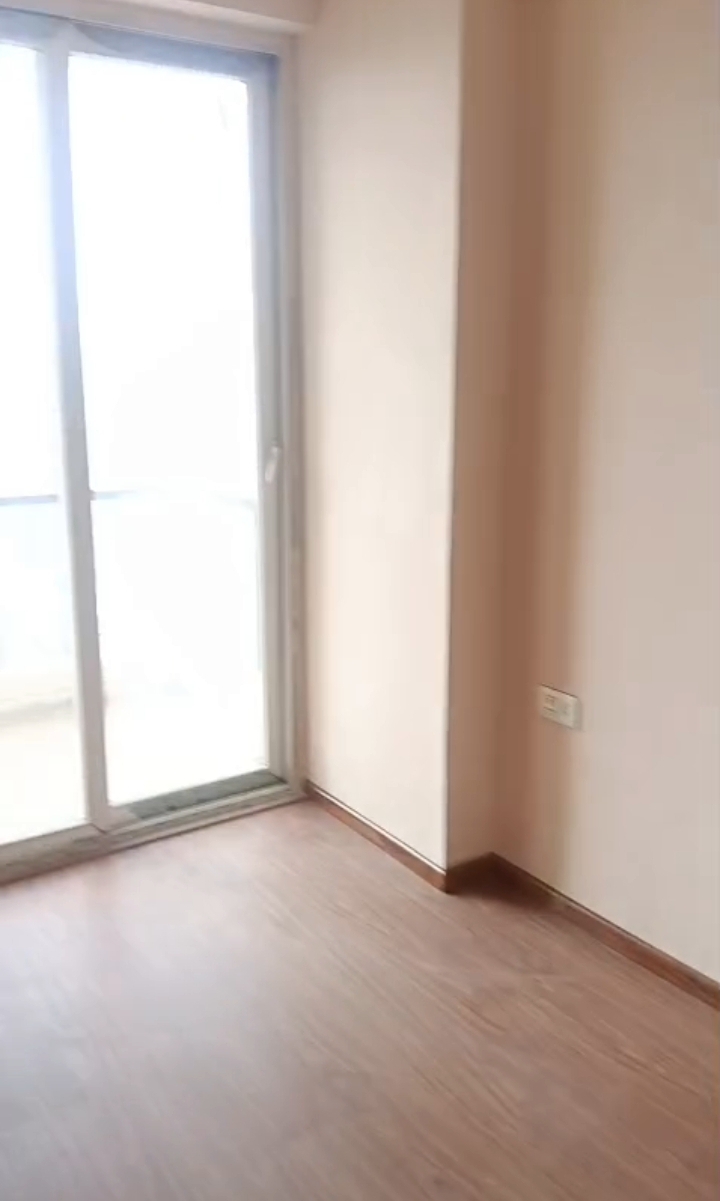 Amrapali Centurian Park : 2 BHK UnFurnished Flat For Rent in TechZone 4, Noida Extension