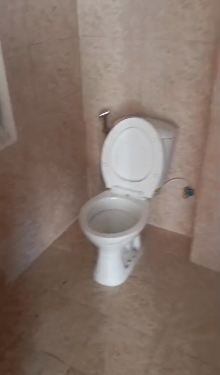 Amrapali Centurian Park : 2 BHK UnFurnished Flat For Rent in TechZone 4, Noida Extension
