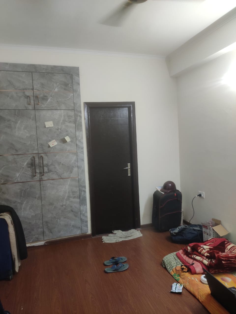 Amrapali Centurian Park : 1 Room in Preoccupied 2BHK Semi Furnished Flat For Rent in TechZone 4, Noida Extension
