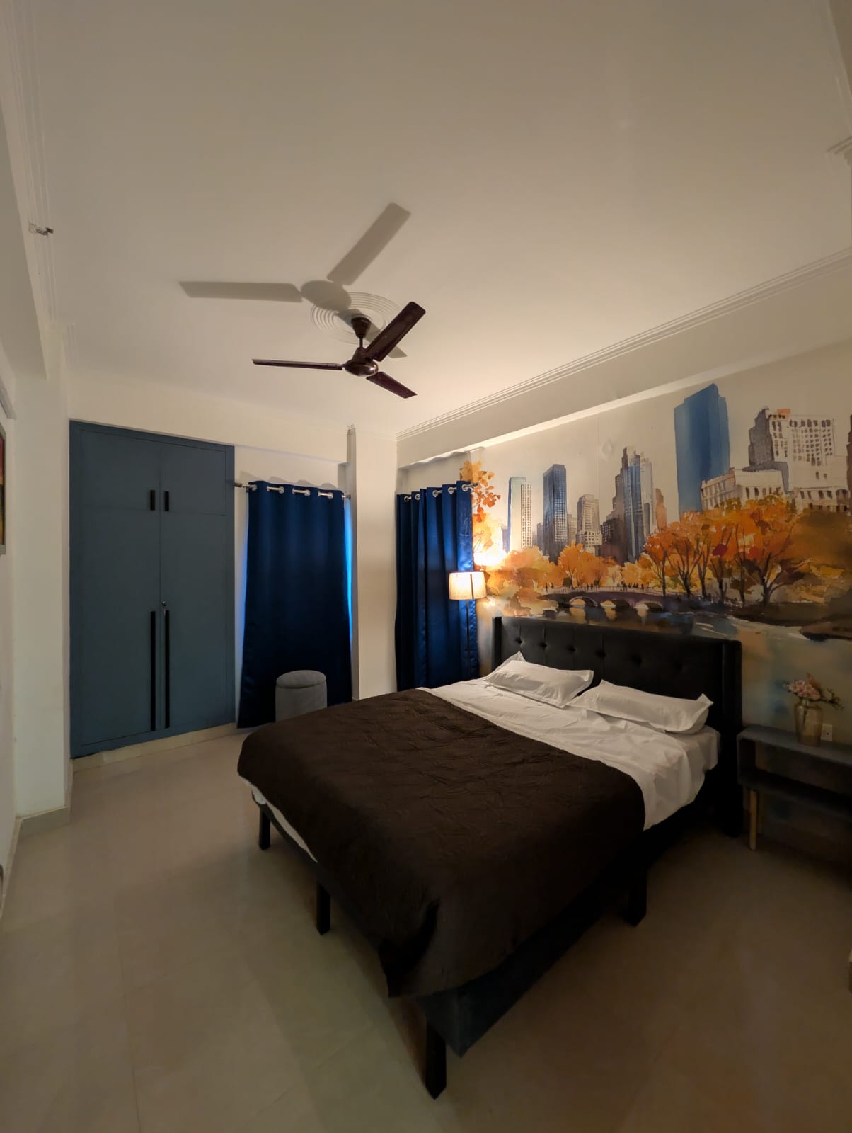 Amrapali Centurian Park : 3 BHK Fully Furnished Flat For Rent in TechZone 4, Noida Extension