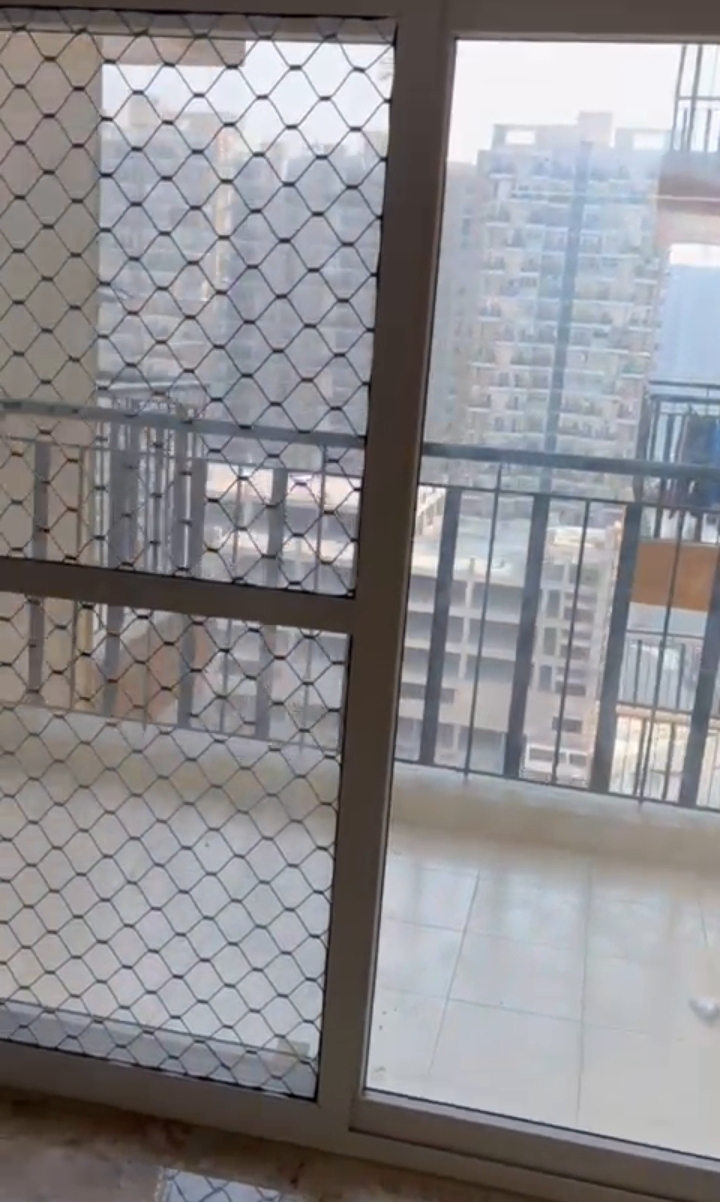 Amrapali Centurian Park : 3 BHK Semi Furnished Flat For Rent in TechZone 4, Noida Extension