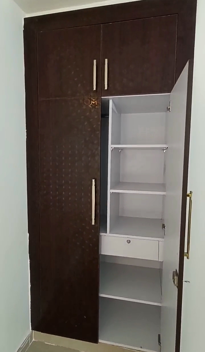 Amrapali Centurian Park : 3 BHK Semi Furnished Flat For Rent in TechZone 4, Noida Extension
