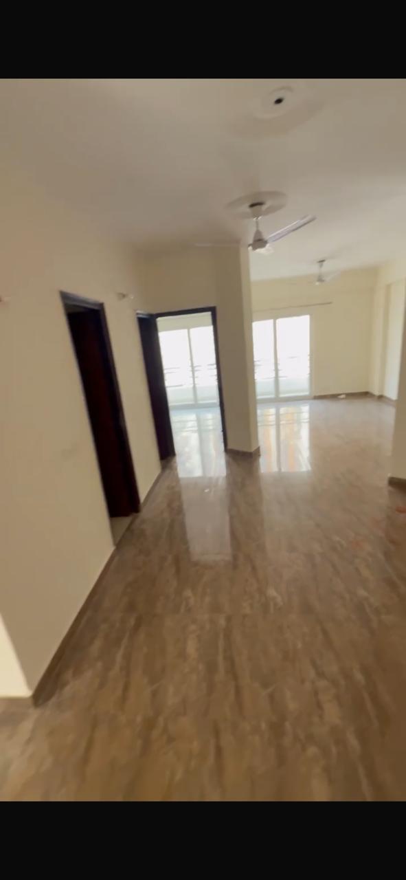 Amrapali Centurian Park : 3BHK Semi Furnished Flat For Rent in TechZone 4, Noida Extension