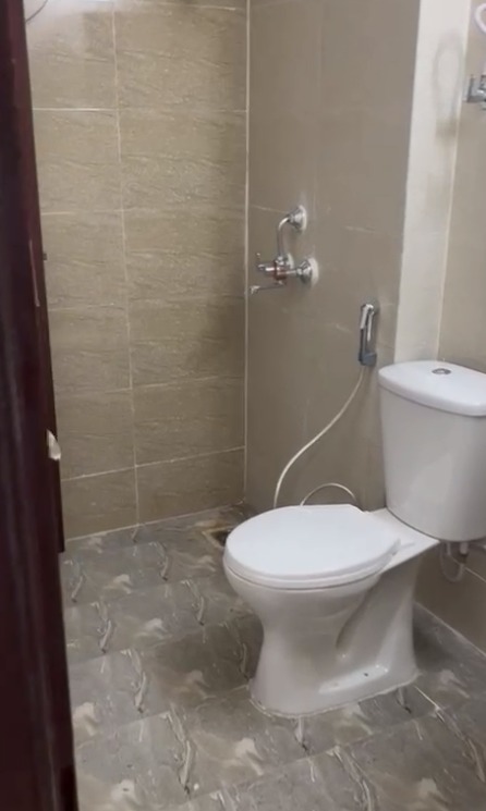 Amrapali Centurian Park : 3BHK Semi Furnished Flat For Rent in TechZone 4, Noida Extension