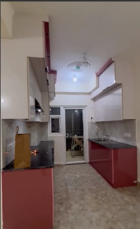 Amrapali Centurian Park : 3BHK Semi Furnished Flat For Rent in TechZone 4, Noida Extension