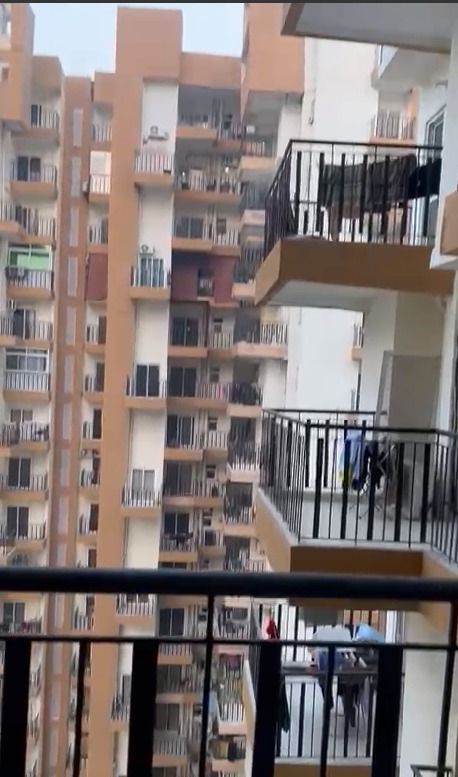 Amrapali Centurian Park : 3BHK Semi Furnished Flat For Rent in TechZone 4, Noida Extension