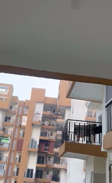 Amrapali Centurian Park : 3BHK Semi Furnished Flat For Rent in TechZone 4, Noida Extension