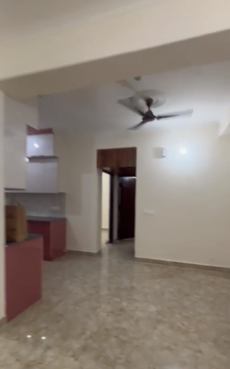 Amrapali Centurian Park : 3BHK Semi Furnished Flat For Rent in TechZone 4, Noida Extension