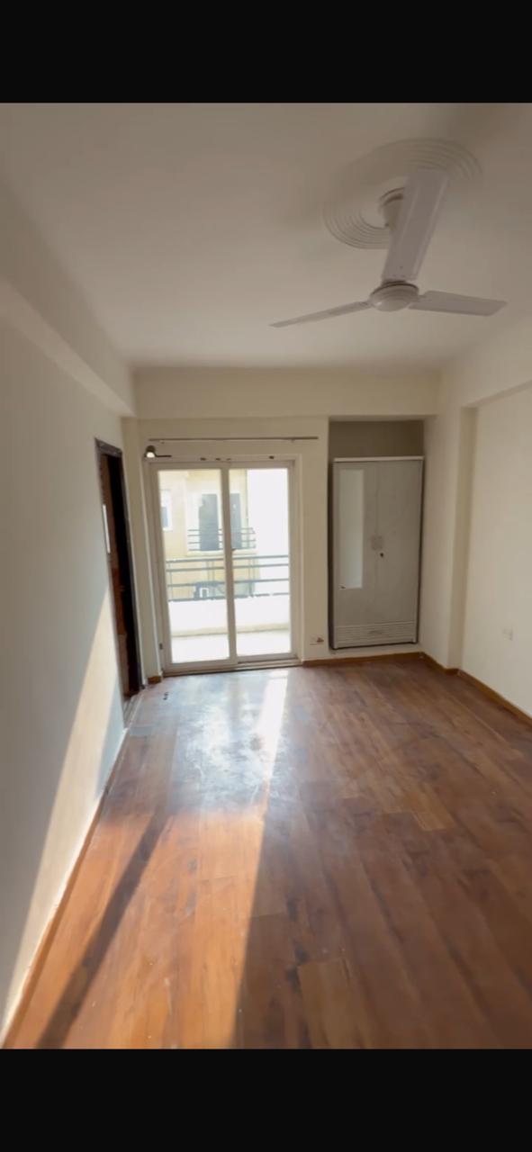 Amrapali Centurian Park : 3BHK Semi Furnished Flat For Rent in TechZone 4, Noida Extension 