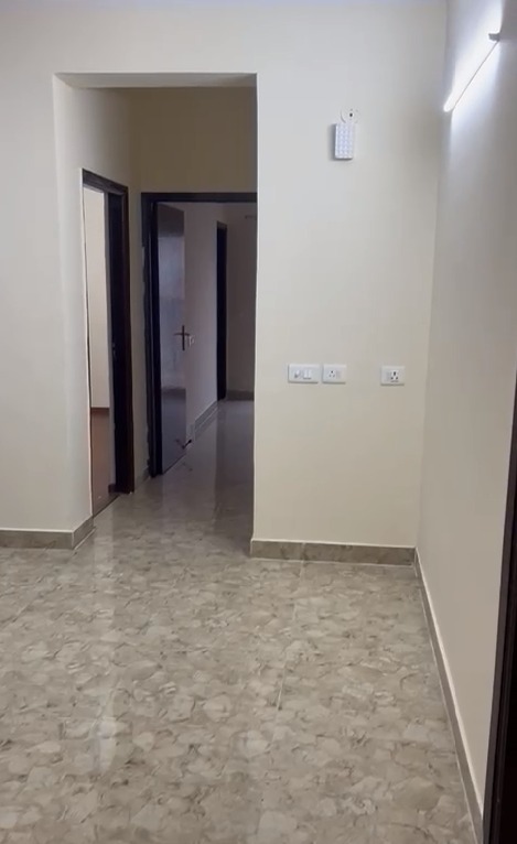 Amrapali Centurian Park : 3BHK Semi Furnished Flat For Rent in TechZone 4, Noida Extension