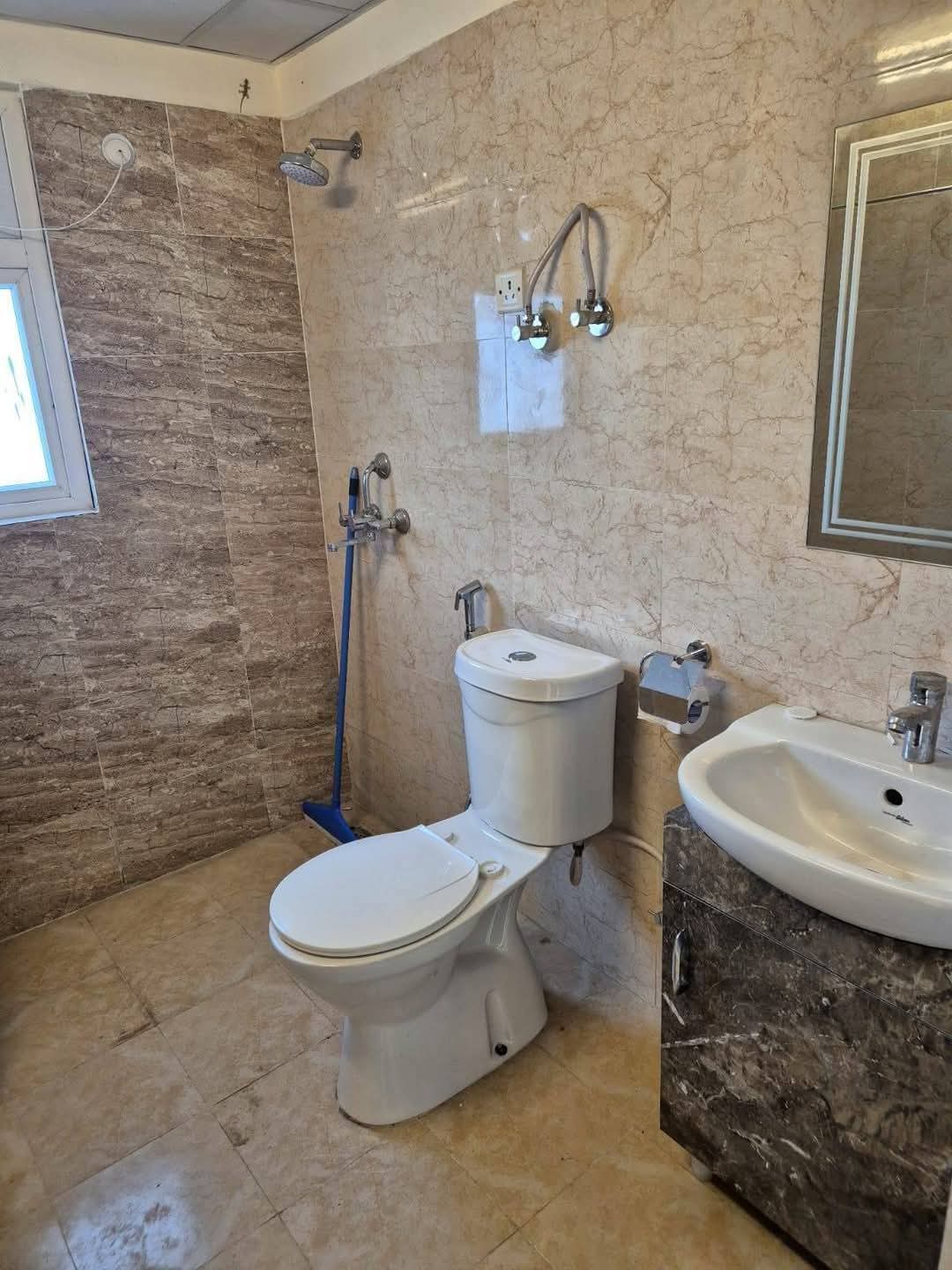 Amrapali Centurian Park Terrace Home : 4 BHK Semi Furnished Flat for rent in TechZone 4