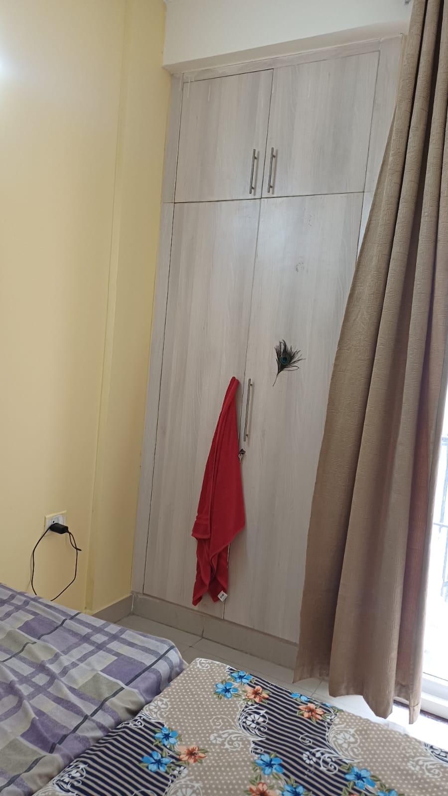 Amrapali Dream Valley : 1BHK Fully Furnished House For Rent in TechZone 4, Noida Extension