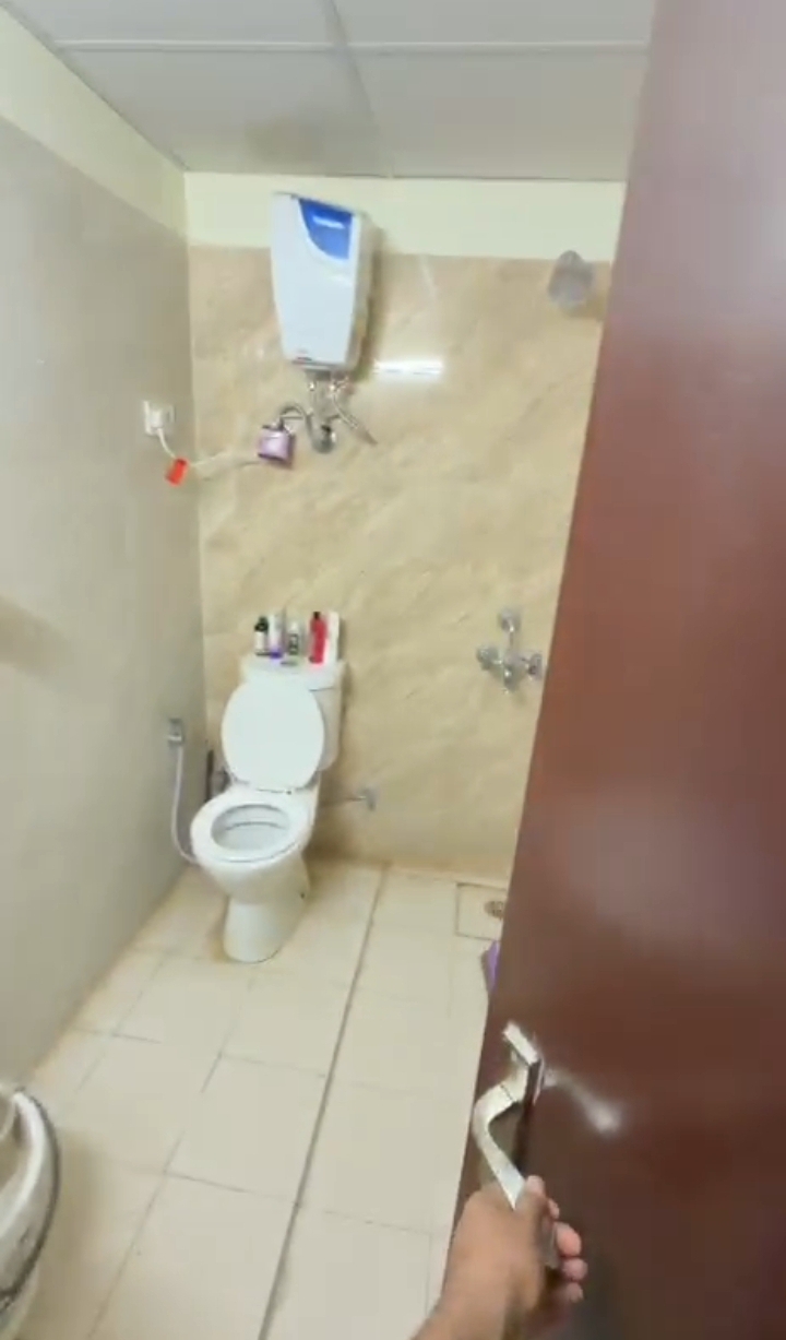 Amrapali Dream Valley : 2 BHK Semi Furnished Flat For Rent in TechZone 4, Noida Extension