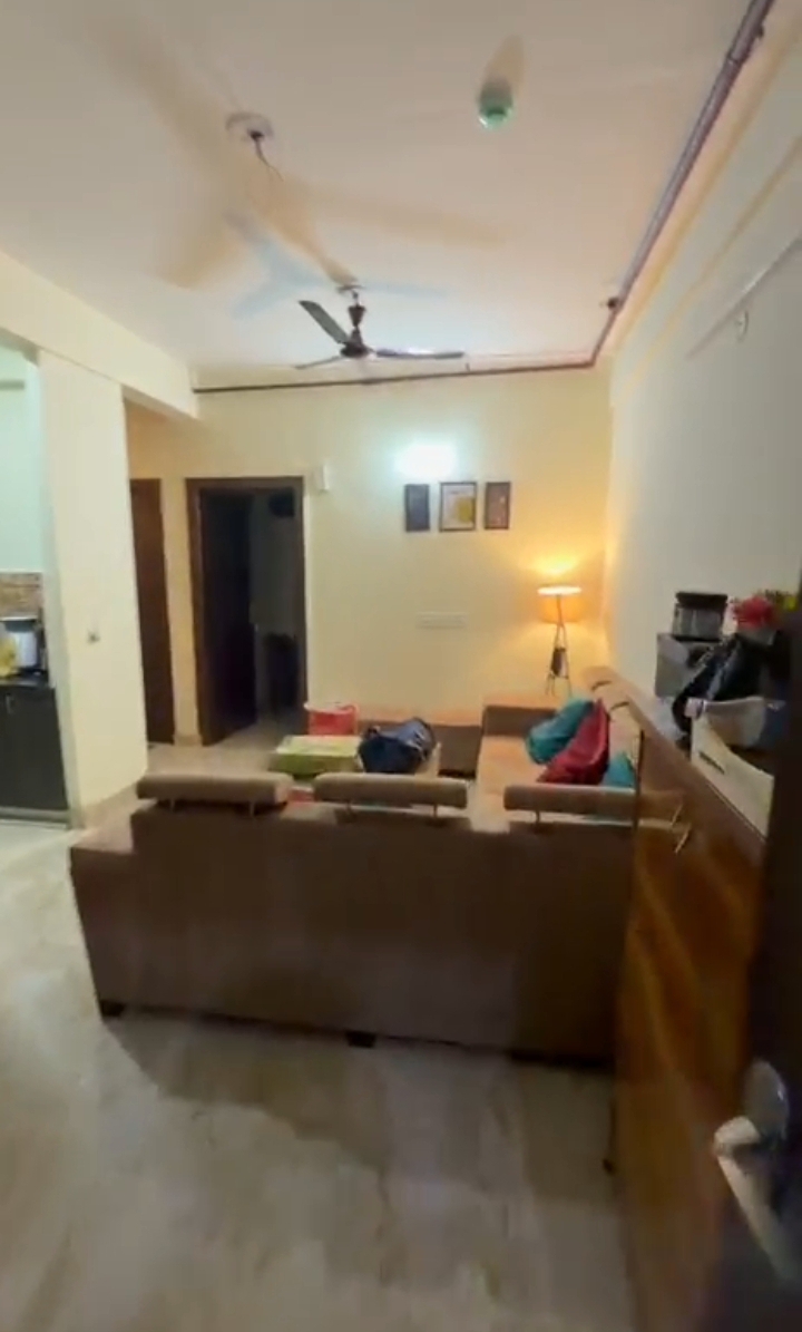 Amrapali Dream Valley : 2 BHK Semi Furnished Flat For Rent in TechZone 4, Noida Extension