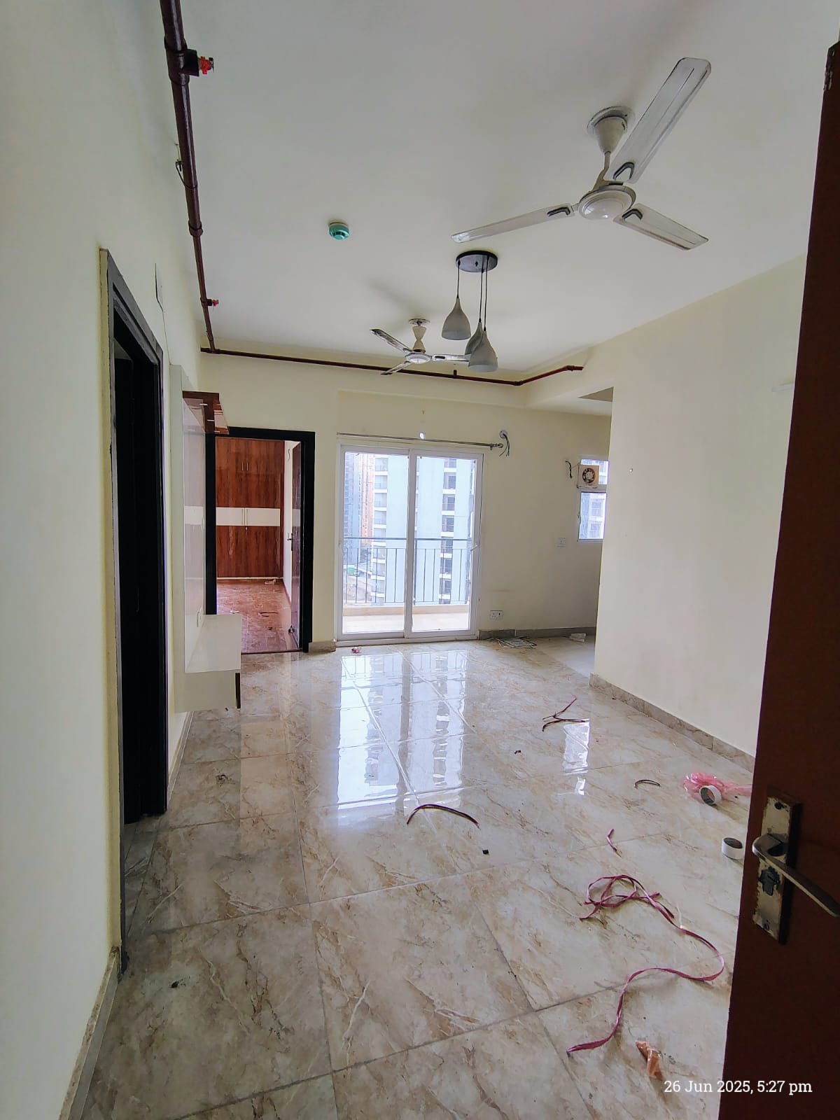 Amrapali Dream Valley : 2 BHK Semi Furnished Flat for rent in TechZone 4, Noida Extension (2)