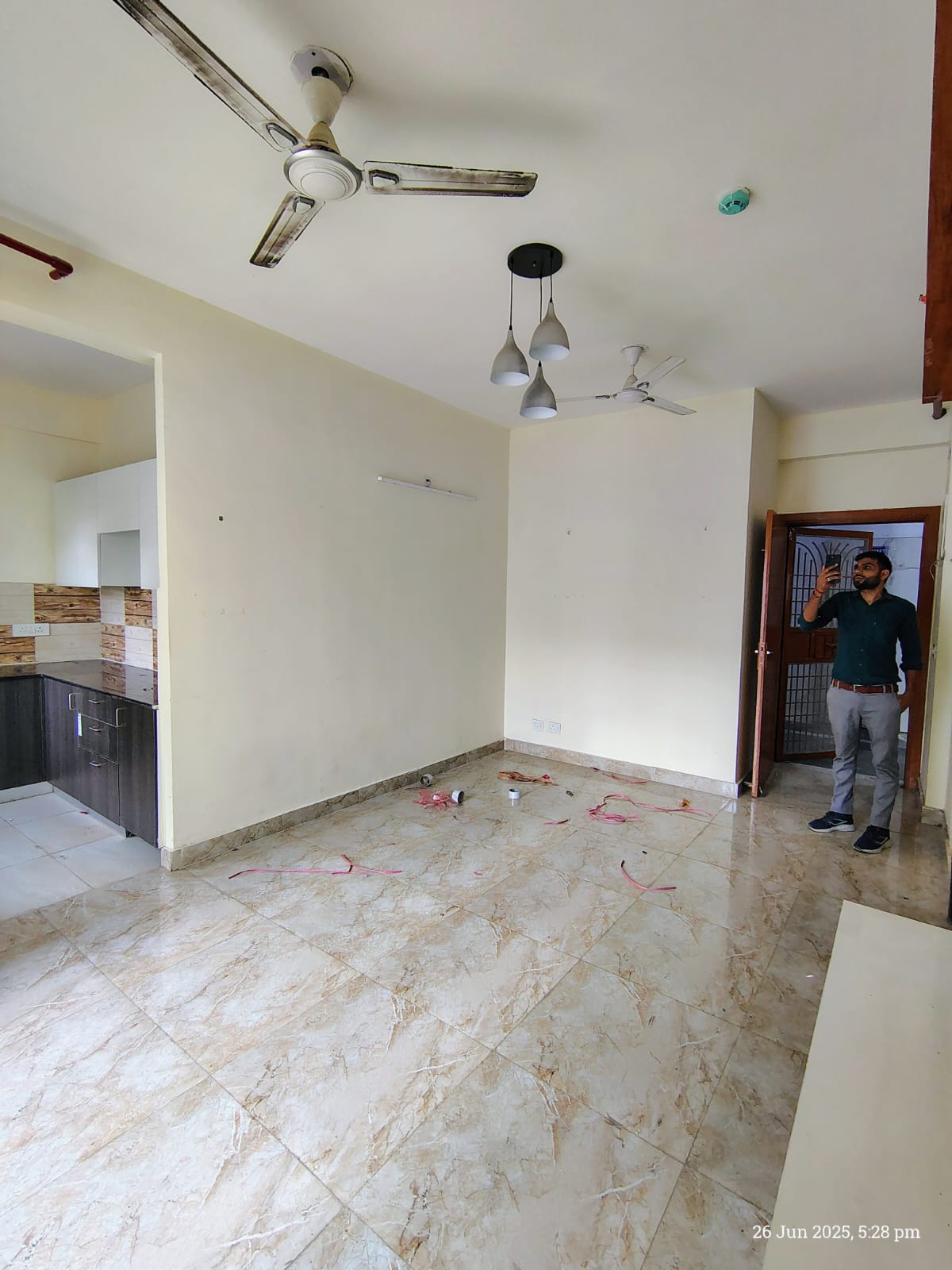Amrapali Dream Valley : 2 BHK Semi Furnished Flat for rent in TechZone 4, Noida Extension (2) 