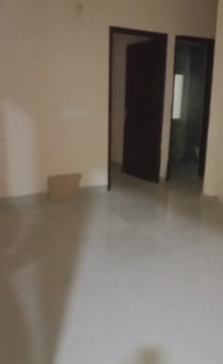 Amrapali Dream Valley  : 2 BHK UnFurnished Flat For Rent in TechZone 4, Noida Extension
