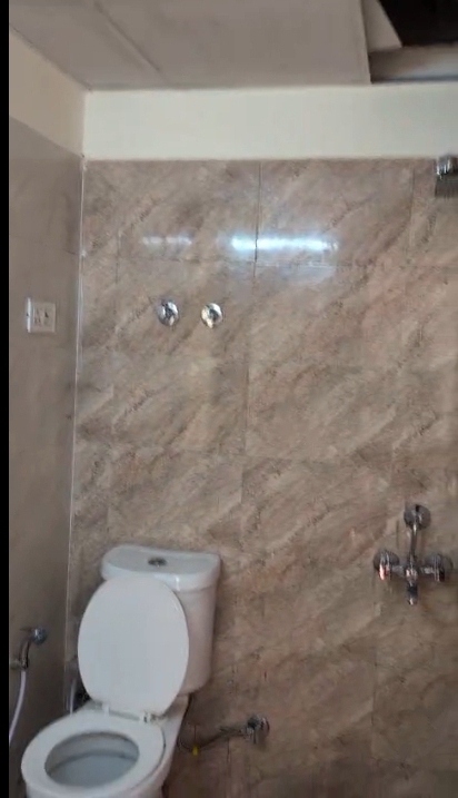 Amrapali Dream Valley : 2BHK Semi Furnished Flat For Rent in TechZone 4, Noida Extension