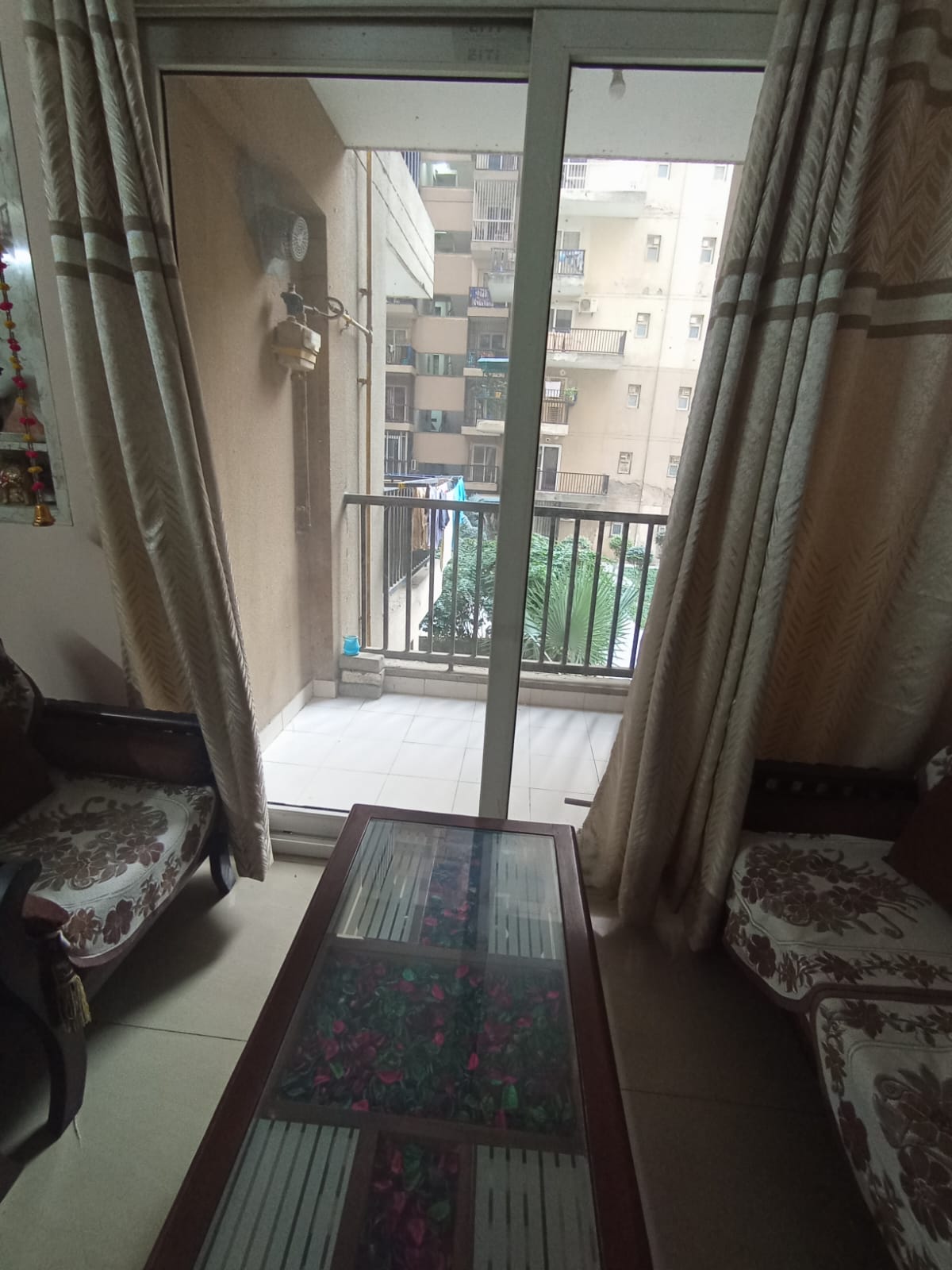 Amrapali La Residentia : 2BHK Semi Furnished Flat For Sell in TechZone 4, Noida Extension
