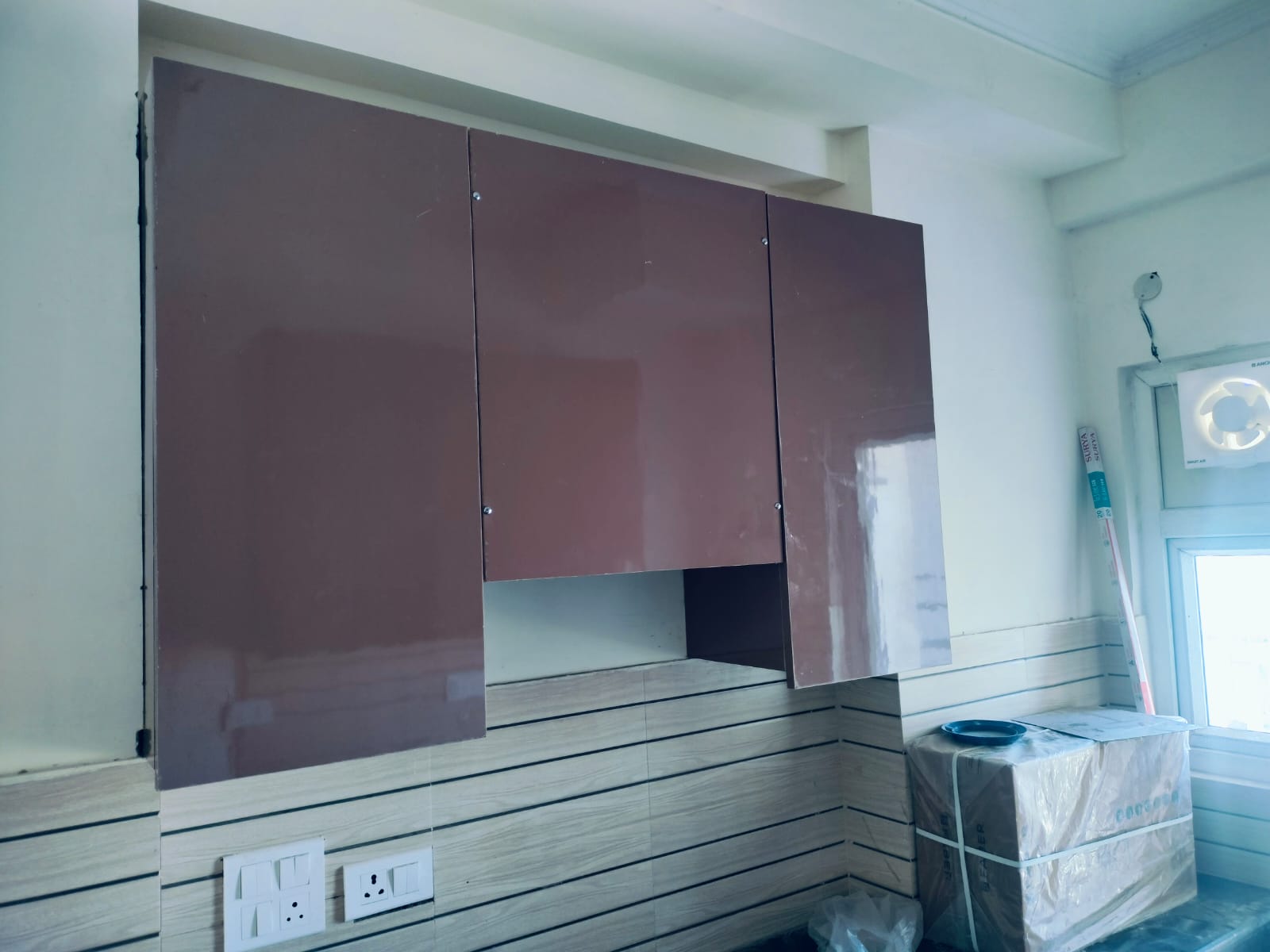 Centurian Park O2 Valley : 3 BHK Semi Furnished Flat For Rent in TechZone 4, Noida Extension