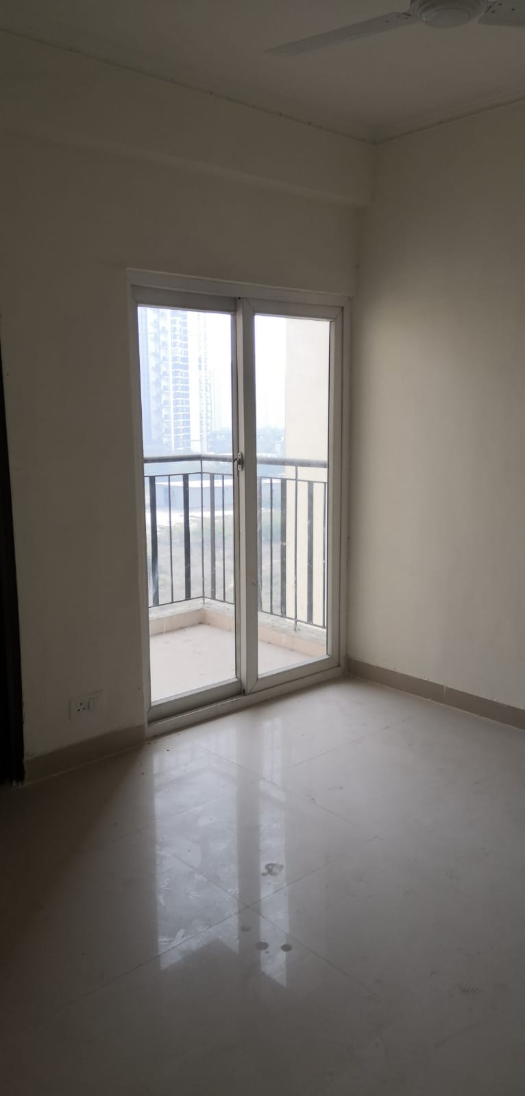 Centurian Park O2 Valley : 3BHK Semi Furnished Flat For Rent in TechZone 4, Noida Extension