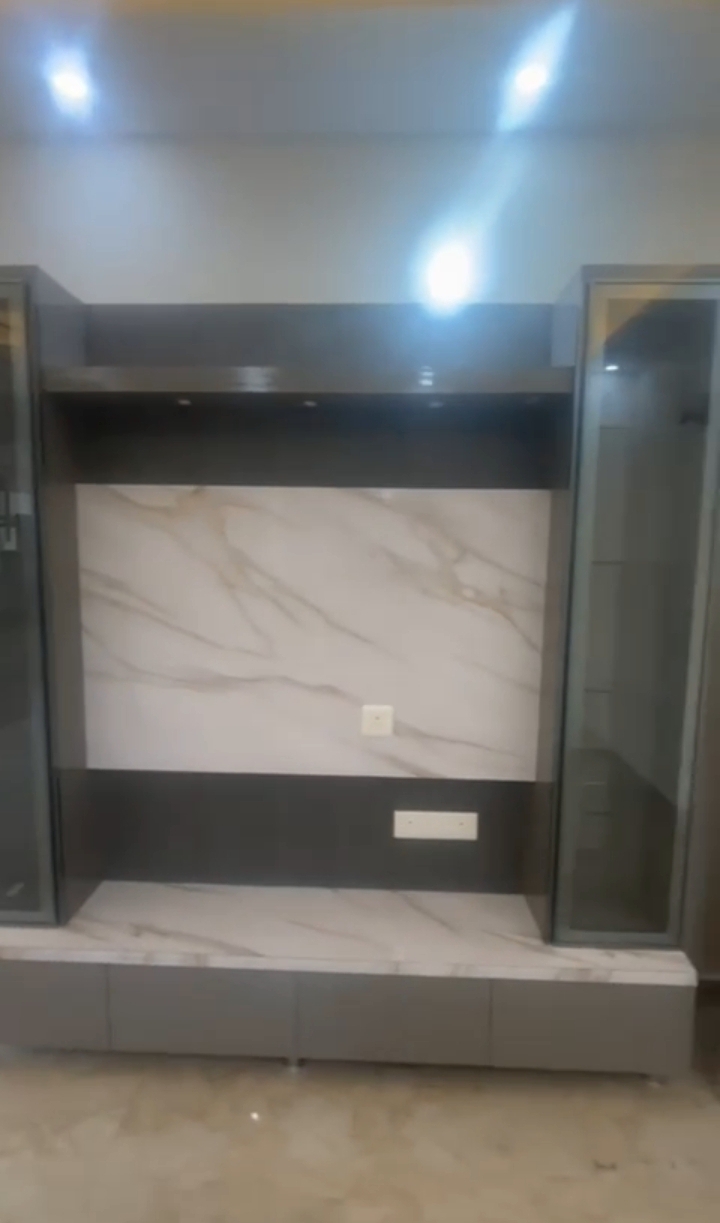 Amrapali Dream Valley : 3BHK Semi Furnished Flat For Rent in TechZone 4, Noida Extension