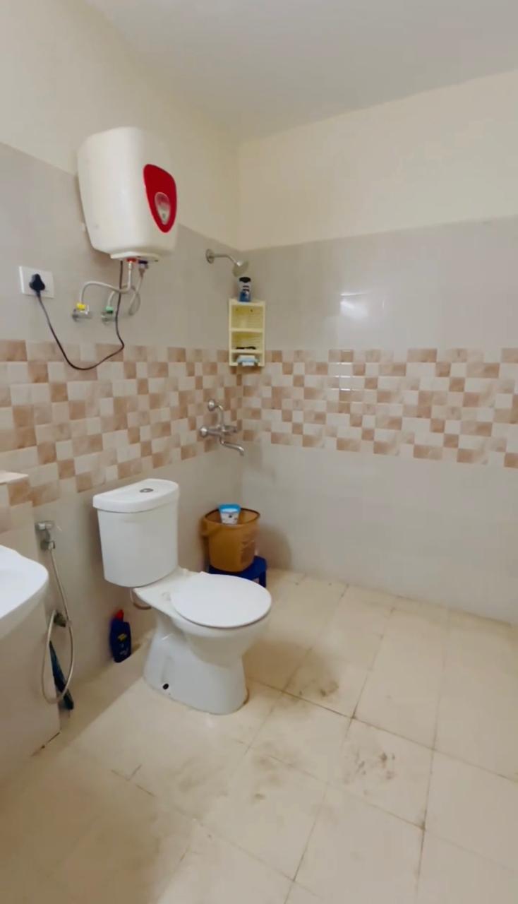 Amrapali Dream Valley : 4BHK Semi Furnished House For Rent in TechZone 4, Noida Extension