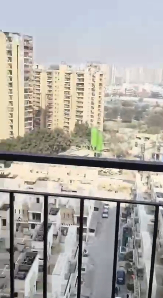 Amrapali Enchante : 2 BHK UnFurnished Flat For Sell in TechZone 4, Noida Extension