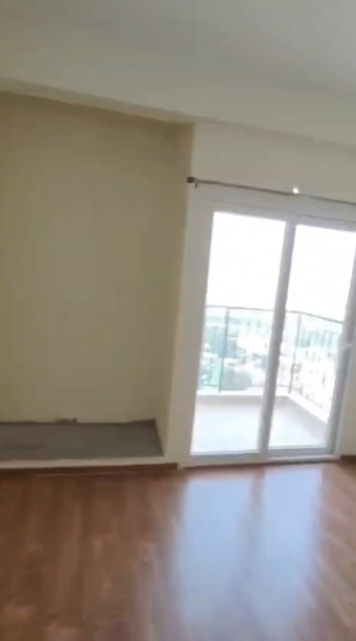 Amrapali Enchante : 3 BHK UnFurnished Flat For Sell in TechZone 4, Noida Extension